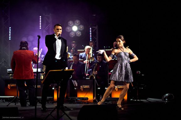 Šventinis Martyno Kavaliausko ir Šiaulių Bigbendo show - Legendinės lietuviškos dainos