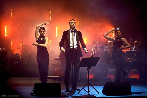 Šventinis Martyno Kavaliausko ir Šiaulių Bigbendo show - Legendinės lietuviškos dainos