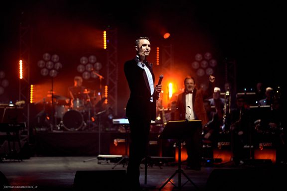 Šventinis Martyno Kavaliausko ir Šiaulių Bigbendo show - Legendinės lietuviškos dainos