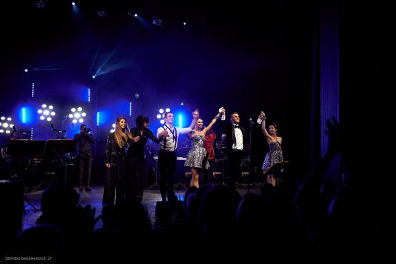 Šventinis Martyno Kavaliausko ir Šiaulių Bigbendo show - Legendinės lietuviškos dainos