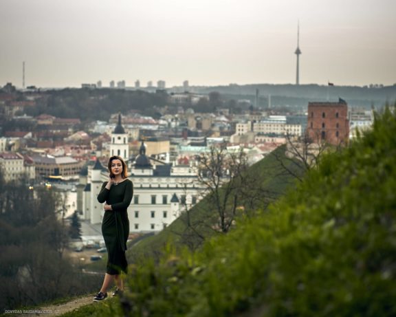 Asmeninė fotosesija: Vakaras mieste, Vilnius Dovilė Seikalytė Fotografas: Dovydas Gaidamavičius