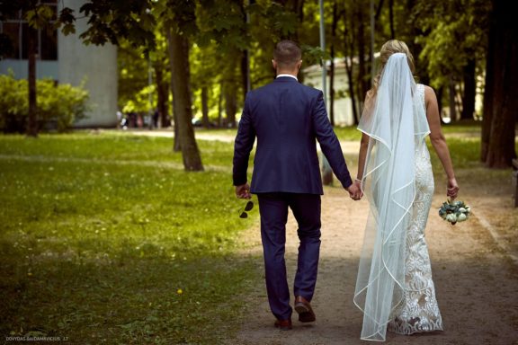 Romualda ir Artūras Vestuvės Vilniaus civilinė metrikacija, Prezidentūros kiemelis, Šv. Onos bažnyčia,  apvalaus stalo klubas BONA Lounge, Trakai