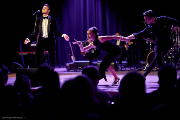 Martynas Kavaliauskas show Raudondvaris 2018, Kaunas, Legendinės Lietuviškos dainos, Fotografas: Dovydas Gaidamavičius