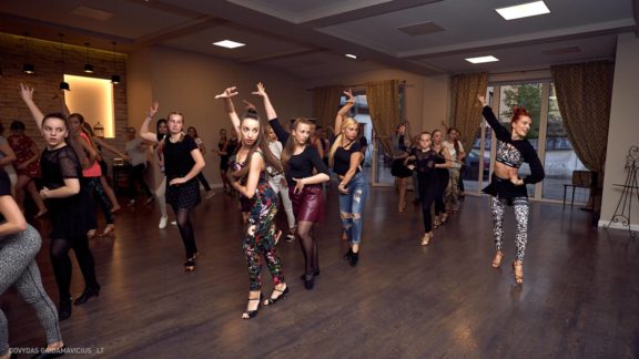 Šokių seminaras Sandra Saikauskaitė Luka, City Dance šokių ir sveikatingumo studija, Gintarės šokių ir laisvalaikio studija, Gintarė Malinauskaitė, Fotografas: Dovydas Gaidamavičius, Kaunas, Vilnius