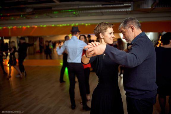Šventinis kalėdinis vakarėlis šokių klubo "Judesys", Šokių klubas Judesys www.judesys.eu Vilnius Edgar Nesterov, Dovilė Dausinaitė Fotografas: Dovydas Gaidamavičius