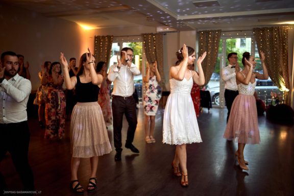 Aistė ir Mantas Vestuvės Kauno Evangelikų Krikščionių Baptistų Bažnyčia, Kauno botanikos sodas, Gintarės šokių ir laisvalaikio studija