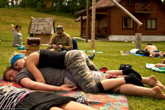 Vasaros atidarymas: Tema „Hipiai“ (Šokių Akademija), Sodyba Tundra, Jurgita Česnavičiūtė, Fotografas: Dovydas Gaidamavičius