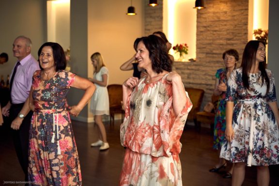 Aistė ir Mantas Vestuvės Kauno Evangelikų Krikščionių Baptistų Bažnyčia, Kauno botanikos sodas, Gintarės šokių ir laisvalaikio studija