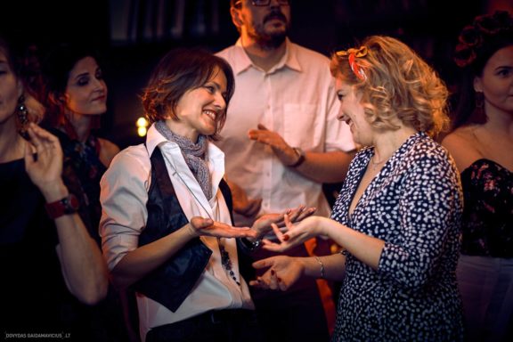 „Šokam į vakarėlį“ šokių renginys „Teatro klube“, Gintarė Malinauskaitė, Gintarės šokių ir laisvalaikio studja, Kaunas, Fotografas: Dovydas Gaidamavičius