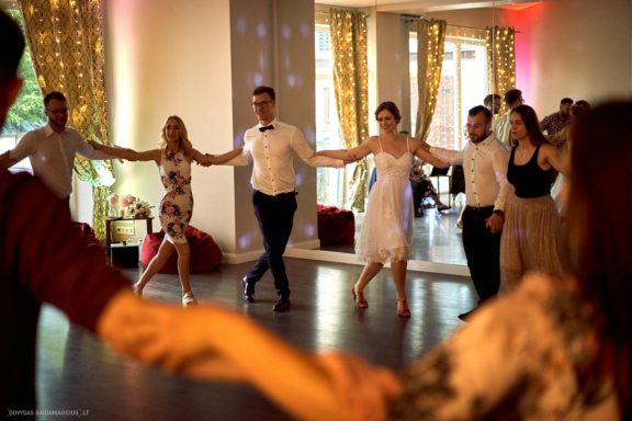 Aistė ir Mantas Vestuvės Kauno Evangelikų Krikščionių Baptistų Bažnyčia, Kauno botanikos sodas, Gintarės šokių ir laisvalaikio studija