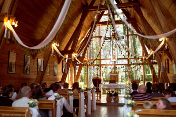 Lina Mieldažytė ir Liudas Daumantas Vestuvės Kačerginės Šv. Onos koplyčia, Kaunas, Sodyba Jurgežerė, Marijampolė, Vedėjas Karolis Zlatkauskas Tūzai renginių vedimas