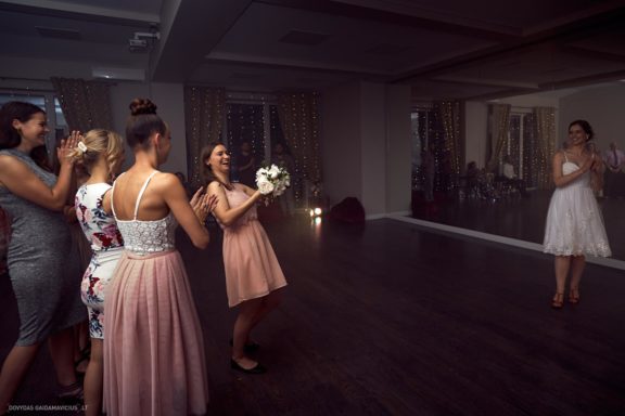 Aistė ir Mantas Vestuvės Kauno Evangelikų Krikščionių Baptistų Bažnyčia, Kauno botanikos sodas, Gintarės šokių ir laisvalaikio studija