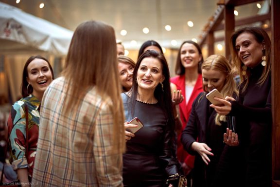 Mergvakaris mieste: „Narutis“ ir „El Mercado“ (Marija) Marija Merci Valaitė, Dovilė Leka, Redita Survilaitė, Ieva Zajankauskaitė, Ieva Masiulytė, Erika Bružienė, Jolita Kabašinskienė, Juste Kiudulaite, Simona Slavinskaitė and Jurgita Sadauskiene at Narutis Hotel. Makiažas MUA Deimantė Kazenaitė, Jūratė Masiulienė ir Kristina Brazaitė Narutis Hotel, El Mercado #Mergvakaris #PramoginiaiRenginiai #Fotografavimas #DovydasGaidamavičius #Fotografas #Fotografija #Vilnius #Kaunas #Šventė #Makiažas #MUA #Girls #Narutis #ElMercado Fotografas: Dovydas Gaidamavičius