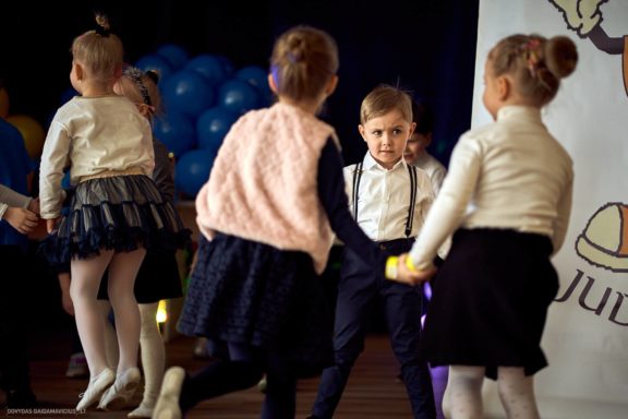 Vaikų šokių varžybos „Judesiukas“ - šokių klubas „Judesys“, www.judesys.eu Vilnius Edgar Nesterov, Dovilė Dausinaitė Fotografas: Dovydas Gaidamavičius