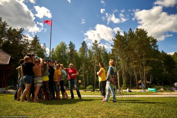 Vasaros atidarymas: Tema „Hipiai“ (Šokių Akademija), Sodyba Tundra, Jurgita Česnavičiūtė, Fotografas: Dovydas Gaidamavičius