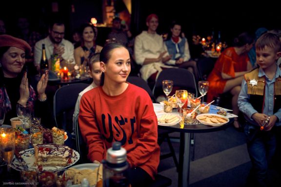 „Šokam į vakarėlį“ šokių renginys „Teatro klube“, Gintarė Malinauskaitė, Gintarės šokių ir laisvalaikio studja, Kaunas, Fotografas: Dovydas Gaidamavičius