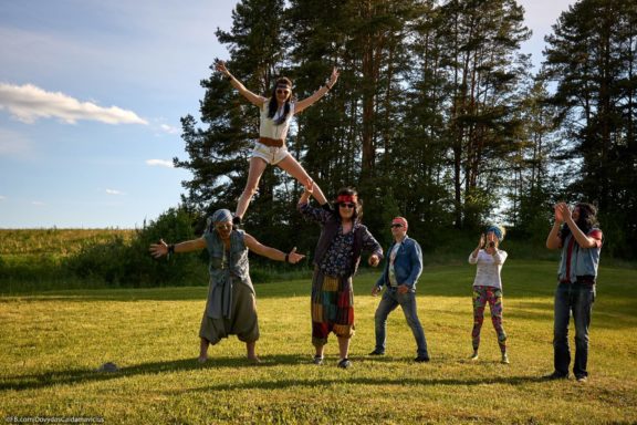 Vasaros atidarymas: Tema „Hipiai“ (Šokių Akademija), Sodyba Tundra, Jurgita Česnavičiūtė, Fotografas: Dovydas Gaidamavičius