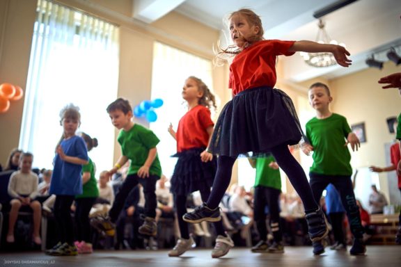 Vaikų šokių varžybos „Judesiukas“ - šokių klubas „Judesys“, www.judesys.eu Vilnius Edgar Nesterov, Dovilė Dausinaitė Fotografas: Dovydas Gaidamavičius