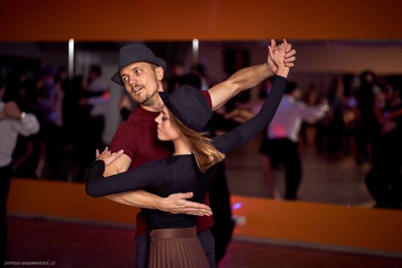 Šventinis kalėdinis vakarėlis šokių klubo "Judesys", Šokių klubas Judesys www.judesys.eu Vilnius Edgar Nesterov, Dovilė Dausinaitė Fotografas: Dovydas Gaidamavičius