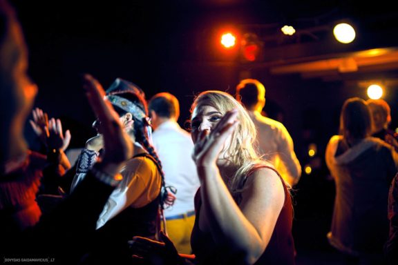 „Šokam į vakarėlį“ šokių renginys „Teatro klube“, Gintarė Malinauskaitė, Gintarės šokių ir laisvalaikio studja, Kaunas, Fotografas: Dovydas Gaidamavičius