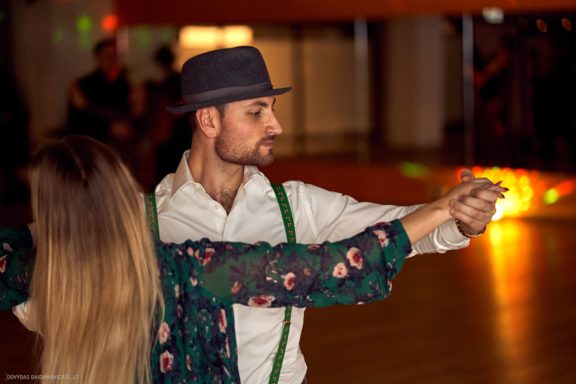 Šventinis kalėdinis vakarėlis šokių klubo "Judesys", Šokių klubas Judesys www.judesys.eu Vilnius Edgar Nesterov, Dovilė Dausinaitė Fotografas: Dovydas Gaidamavičius