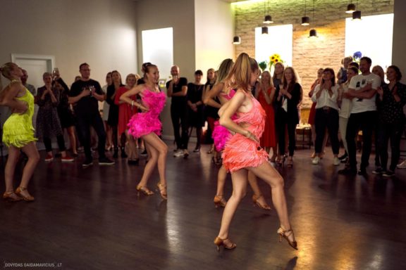 Šokių studijos sezono atidarymas 2019, Gintarės šokių ir laisvalaikio studija, Kaunas, Gintarė Malinauskaitė šokių mokytoja Fotografas: Dovydas Gaidamavičius