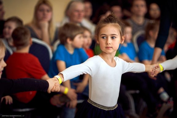 Vaikų šokių varžybos „Judesiukas“ - šokių klubas „Judesys“, www.judesys.eu Vilnius Edgar Nesterov, Dovilė Dausinaitė Fotografas: Dovydas Gaidamavičius