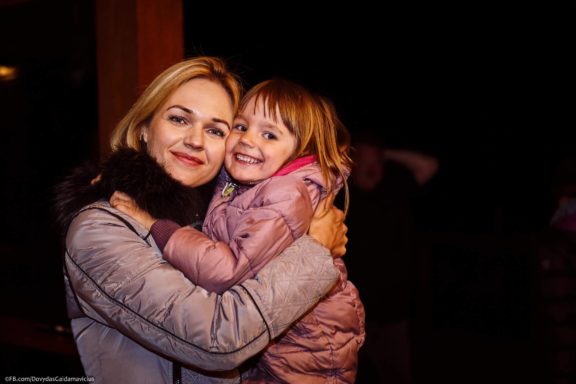 Vasaros atidarymas: Tema „Hipiai“ (Šokių Akademija), Sodyba Tundra, Jurgita Česnavičiūtė, Fotografas: Dovydas Gaidamavičius