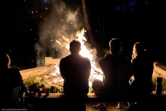 Vasaros atidarymas: Tema „Hipiai“ (Šokių Akademija), Sodyba Tundra, Jurgita Česnavičiūtė, Fotografas: Dovydas Gaidamavičius