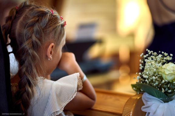 Lina Mieldažytė ir Liudas Daumantas Vestuvės Kačerginės Šv. Onos koplyčia, Kaunas, Sodyba Jurgežerė, Marijampolė, Vedėjas Karolis Zlatkauskas Tūzai renginių vedimas