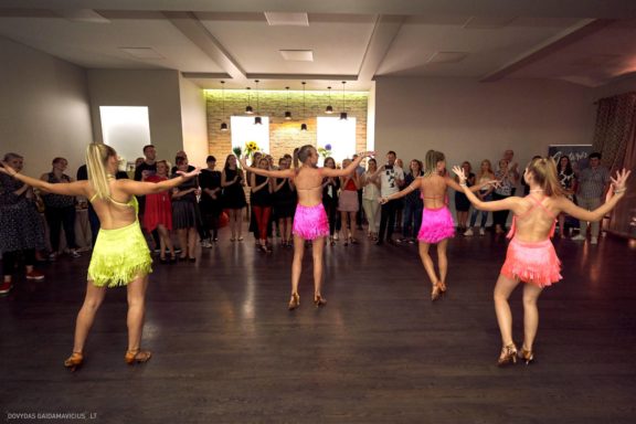 Šokių studijos sezono atidarymas 2019, Gintarės šokių ir laisvalaikio studija, Kaunas, Gintarė Malinauskaitė šokių mokytoja Fotografas: Dovydas Gaidamavičius