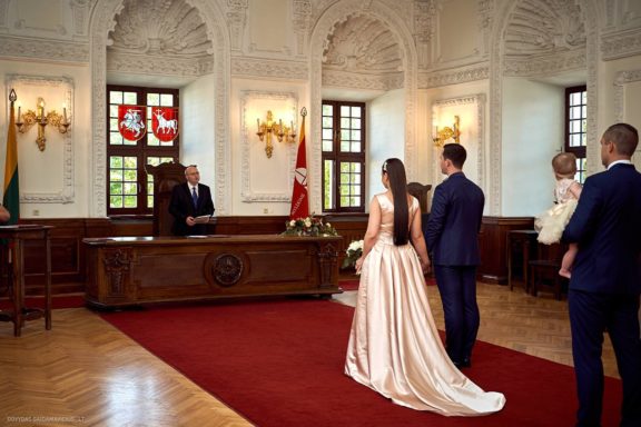 Simona ir Tomas Vestuvės Kauno Rotušė, Kairiūkščių dvaras