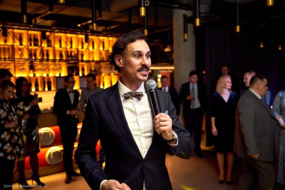 Gimtadienio vakarėlis, Vedėjas Teatrola renginių organizavimas Donatas Medzevičius, DJ Rokas, Muzika Daniel Rios ir Gabrielė Goštautaitė Grigonė, Šokius vedė Gintarė Malinauskaitė - Gintarės šokių ir laisvalaikio studija. Kaunas, fresh buffet medžiotojų užeiga. Fotografas: Dovydas Gaidamavičius