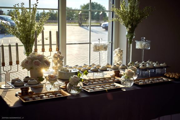 Simona ir Tomas Vestuvės Kauno Rotušė, Kairiūkščių dvaras