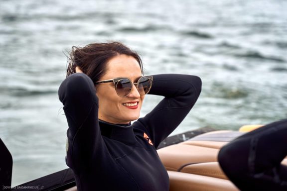 Mergvakaris vandenyje - Erika Bružienė, #BOBos team - Best on boards, Wind Port, Elektrėnai Fotografas: Dovydas Gaidamavičius
