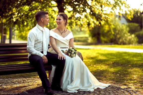 Lina Mieldažytė ir Liudas Daumantas Vestuvės Kačerginės Šv. Onos koplyčia, Kaunas, Sodyba Jurgežerė, Marijampolė, Vedėjas Karolis Zlatkauskas Tūzai renginių vedimas