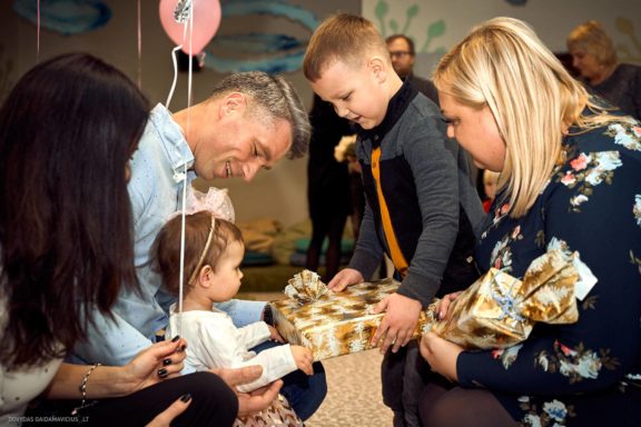 vienerių metukų gimtadienis šventės fotografavimas Fotografas: Dovydas Gaidamavičius www.DovydasGaidamavicius.lt