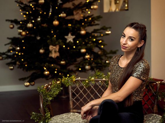 Porinių šokių šventinis kalėdinis vakarėlis Fotografas: Dovydas Gaidamavičius www.DovydasGaidamavicius.lt Gintarės šokių Studija Gintarė Malinauskaitė