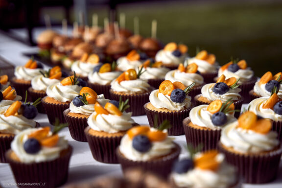 Vestuvės VU Botanikos sode Margarita ir Matas Vilniaus universiteto botanikos sodas Fotosesija Fotografas Dovydas Gaidamavičius © www.DovydasGaidamavicius.lt