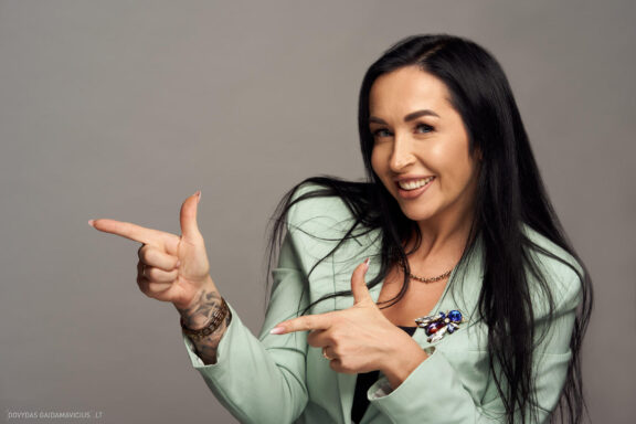 Dorota Tomaševska Grožio studija ToDo Praktinių moktmų platformos bLoommo mokytojų fotosesija, Mokymų Inkubatorius Fotografas Dovydas Gaidamavičius © www.DovydasGaidamavicius.lt