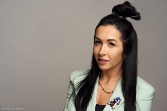 Dorota Tomaševska Grožio studija ToDo Praktinių moktmų platformos bLoommo mokytojų fotosesija, Mokymų Inkubatorius Fotografas Dovydas Gaidamavičius © www.DovydasGaidamavicius.lt