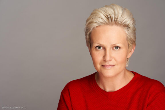 Elena Permogorskaya Grimo Akademija EPON Backstage Ppraktinių moktmų platformos bLoommo mokytojų fotosesija, Mokymų Inkubatorius Fotografas Dovydas Gaidamavičius © www.DovydasGaidamavicius.lt