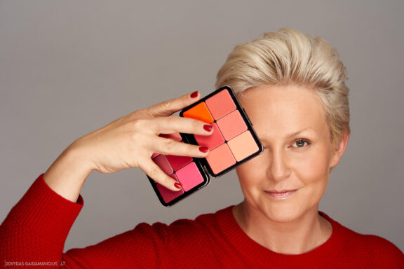 Elena Permogorskaya Grimo Akademija EPON Backstage Ppraktinių moktmų platformos bLoommo mokytojų fotosesija, Mokymų Inkubatorius Fotografas Dovydas Gaidamavičius © www.DovydasGaidamavicius.lt