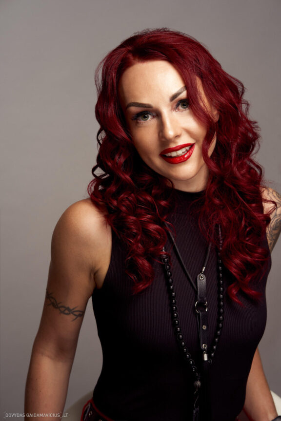 Daiva Vasiliauskienė ICON academy vizažo akademija Ppraktinių moktmų platformos bLoommo mokytojų fotosesija, Mokymų Inkubatorius Fotografas Dovydas Gaidamavičius © www.DovydasGaidamavicius.lt