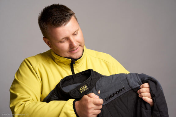 Kastytis Alekna Drift D1Sport racing team Praktinių moktmų platformos bLoommo mokytojų fotosesija, Mokymų Inkubatorius Fotografas Dovydas Gaidamavičius © www.DovydasGaidamavicius.lt