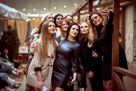 Fotografas Dovydas Gaidamavičius Vilnius, Kaunas, Vestuvės, Renginiai, Fotosesijos, Mergvakariai. Fotografas vestuvės vilnius, renginio fotografavimas, asmeninė fotosesija vilnius, krikštynų fotografas, priešvestuvinė fotosesija, mergvakario fotosesija, šeimos fotosesija. © www.DovydasGaidamavicius.lt www.Dovis.lt