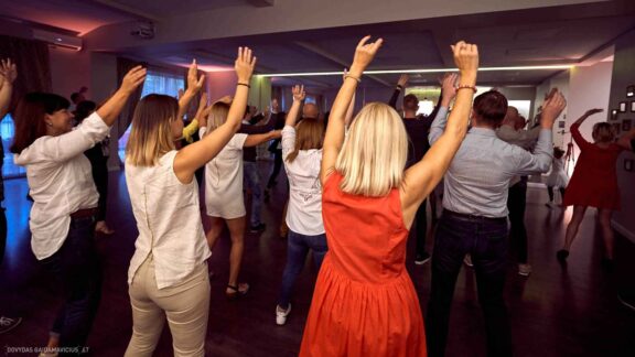 Fotografas Dovydas Gaidamavičius Vilnius, Kaunas, Vestuvės, Renginiai, Fotosesijos, Mergvakariai. Fotografas vestuvės vilnius, renginio fotografavimas, asmeninė fotosesija vilnius, krikštynų fotografas, priešvestuvinė fotosesija, mergvakario fotosesija, šeimos fotosesija. © www.DovydasGaidamavicius.lt www.Dovis.lt