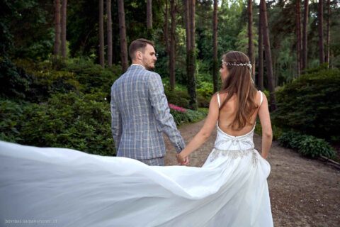 Fotografas Dovydas Gaidamavičius Vilnius, Kaunas, Vestuvės, Renginiai, Fotosesijos, Mergvakariai. Fotografas vestuvės vilnius, renginio fotografavimas, asmeninė fotosesija vilnius, krikštynų fotografas, priešvestuvinė fotosesija, mergvakario fotosesija, šeimos fotosesija. © www.DovydasGaidamavicius.lt www.Dovis.lt