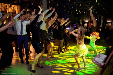 Fotografas Dovydas Gaidamavičius Vilnius, Kaunas, Vestuvės, Renginiai, Fotosesijos, Mergvakariai. Fotografas vestuvės vilnius, renginio fotografavimas, asmeninė fotosesija vilnius, krikštynų fotografas, priešvestuvinė fotosesija, mergvakario fotosesija, šeimos fotosesija. © www.DovydasGaidamavicius.lt www.Dovis.lt