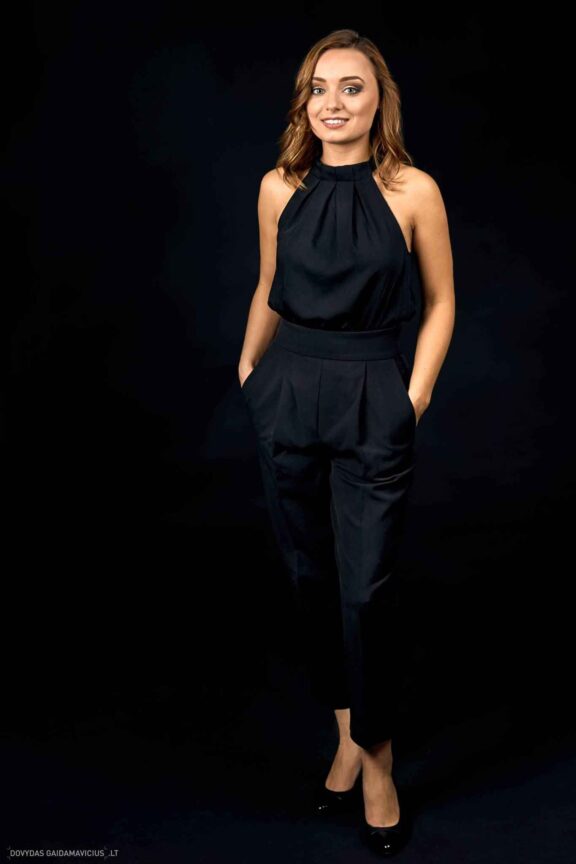 Fotografas Dovydas Gaidamavičius Vilnius, Kaunas, Vestuvės, Renginiai, Fotosesijos, Mergvakariai. Fotografas vestuvės vilnius, renginio fotografavimas, asmeninė fotosesija vilnius, krikštynų fotografas, priešvestuvinė fotosesija, mergvakario fotosesija, šeimos fotosesija. © www.DovydasGaidamavicius.lt www.Dovis.lt